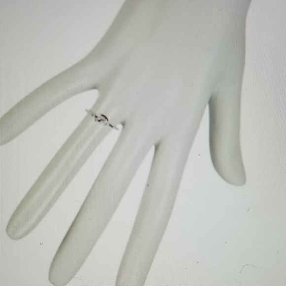 Sterling Forever Silver Love Knot Ring - Picture 3 of 8